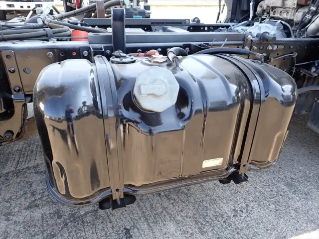 いすゞ エルフ TPG-NKR85AN(2WD)の写真18