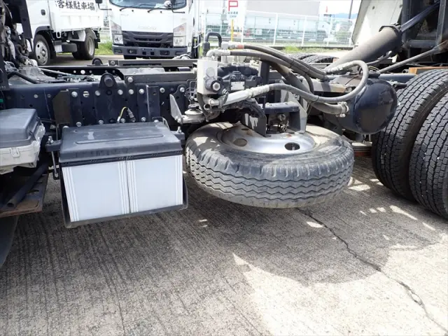 いすゞ エルフ TPG-NKR85AN(2WD)の写真23