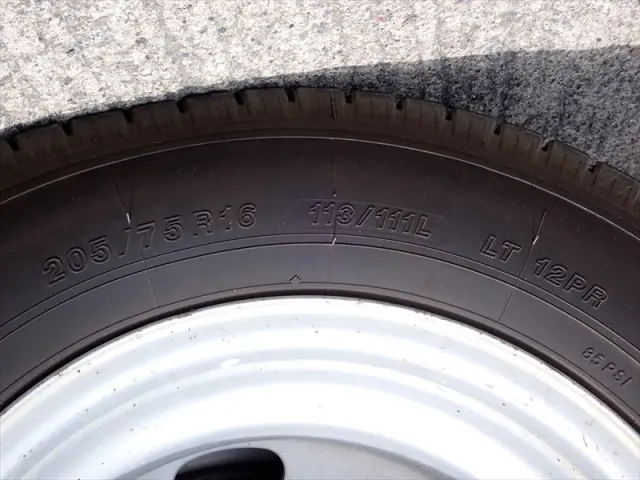 いすゞ エルフ TPG-NKR85AN(2WD)の写真26