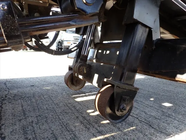 いすゞ エルフ TPG-NKR85AN(2WD)の写真32