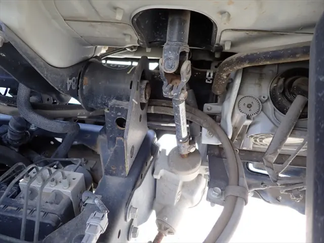 いすゞ エルフ TPG-NKR85AN(2WD)の写真38