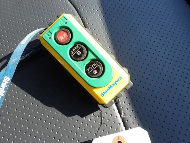 いすゞ エルフ TPG-NKR85AN(2WD)の写真49