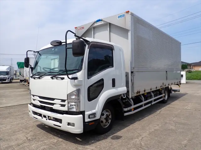 いすゞ フォワード 2RG-FRR90T2(2WD)の写真1