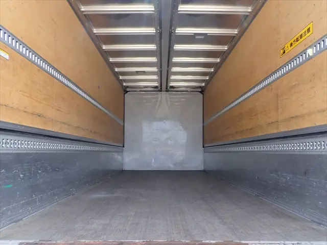 いすゞ フォワード 2RG-FRR90T2(2WD)の写真6