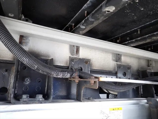 いすゞ フォワード 2RG-FRR90T2(2WD)の写真30