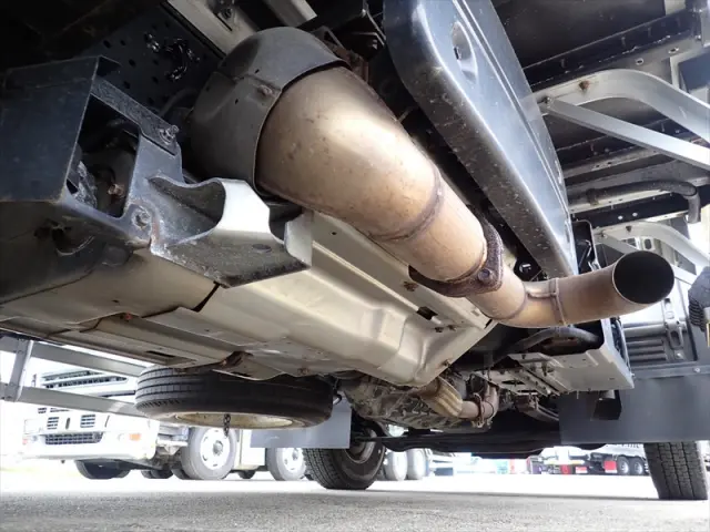 いすゞ フォワード 2RG-FRR90T2(2WD)の写真32