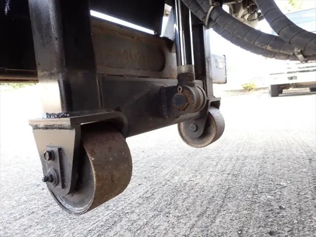 いすゞ エルフ TPG-NKR85AN(2WD)の写真30