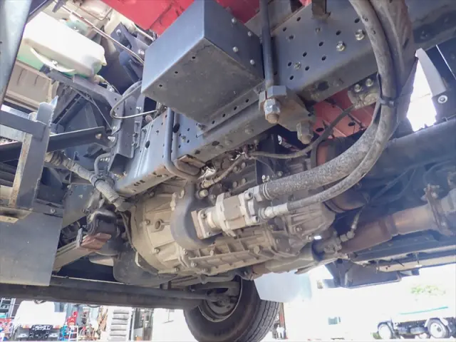 いすゞ フォワード TKG-FRR90S2(2WD)の写真23