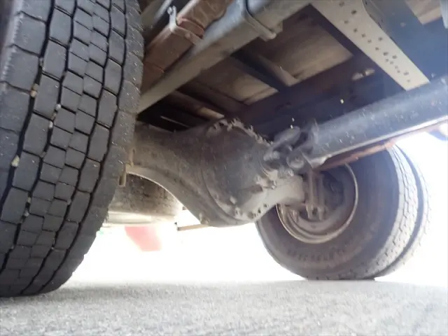 いすゞ フォワード TKG-FRR90S2(2WD)の写真28