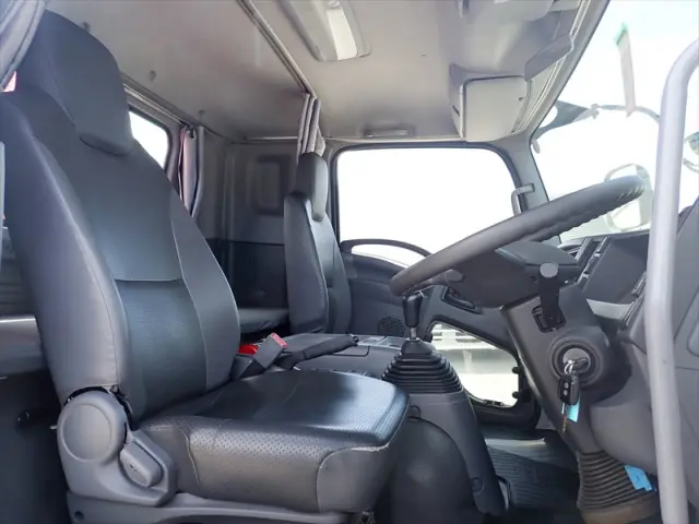 いすゞ フォワード TKG-FRR90S2(2WD)の写真31