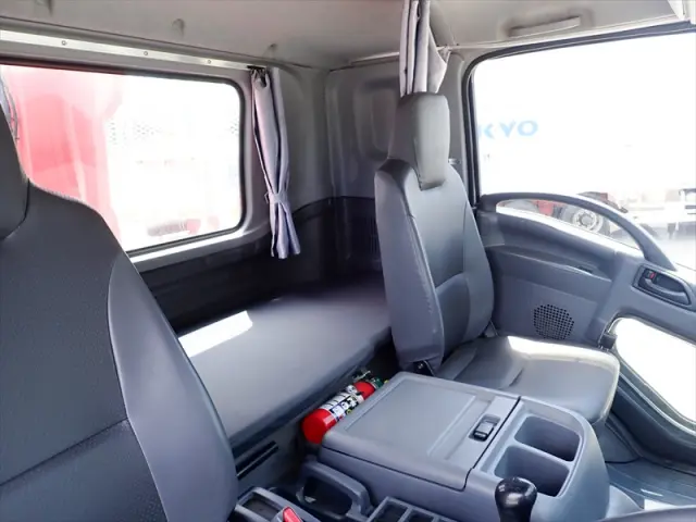 いすゞ フォワード TKG-FRR90S2(2WD)の写真36