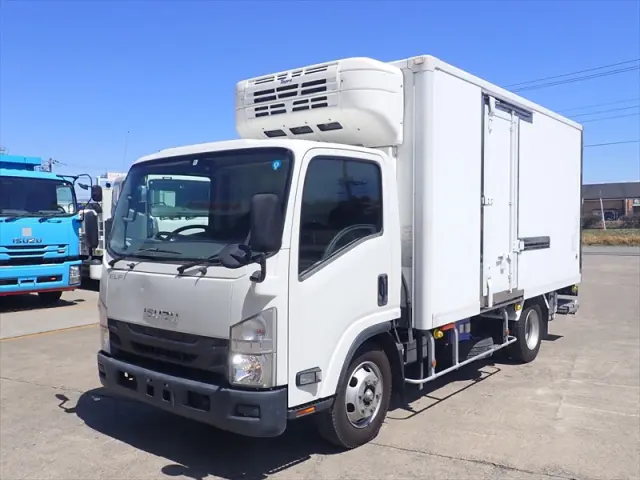 いすゞ エルフ TPG-NPR85AN(2WD)の写真1