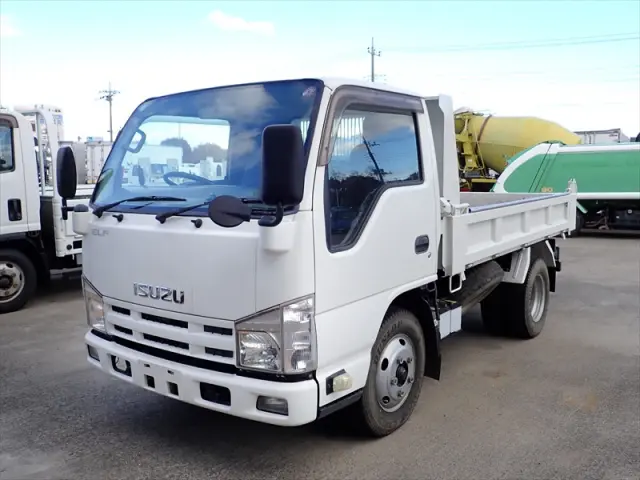 いすゞ エルフ TKG-NJR85AD(2WD)の写真1