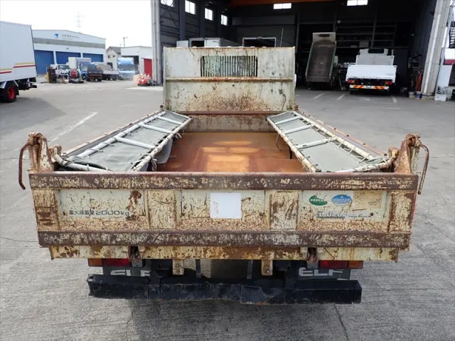 いすゞ エルフ TKG-NJR85AD(2WD)の写真6