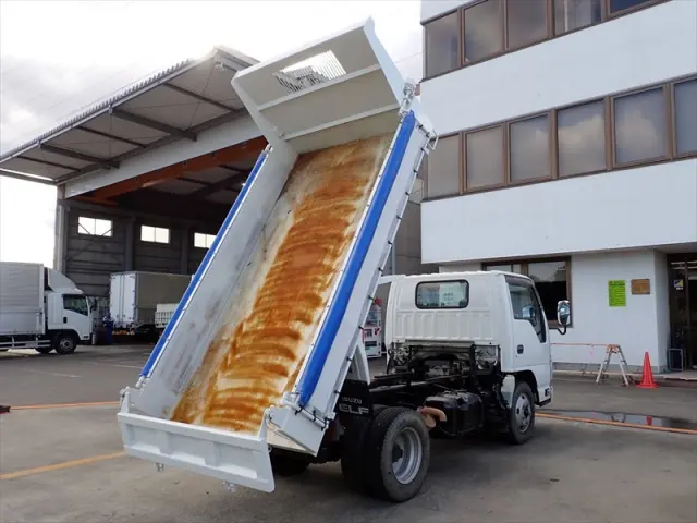 いすゞ エルフ TKG-NJR85AD(2WD)の写真9