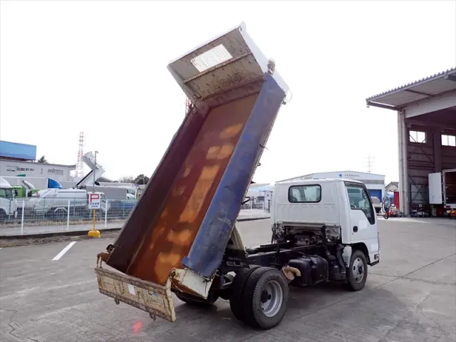 いすゞ エルフ TKG-NJR85AD(2WD)の写真10