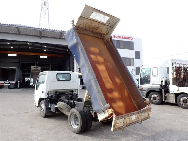 いすゞ エルフ TKG-NJR85AD(2WD)の写真12