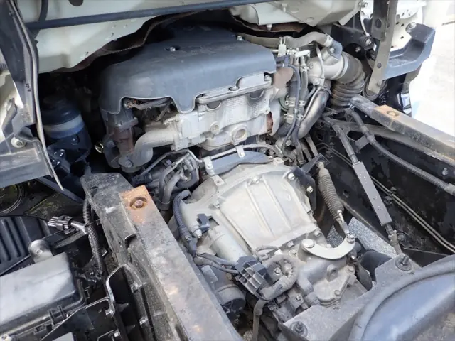 いすゞ エルフ TKG-NJR85AD(2WD)の写真15