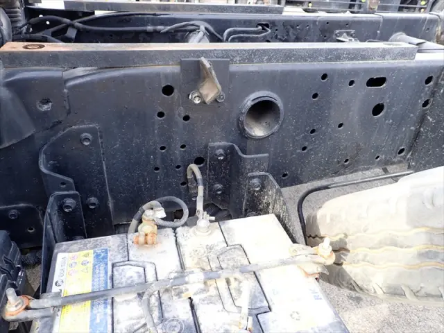 いすゞ エルフ TKG-NJR85AD(2WD)の写真18