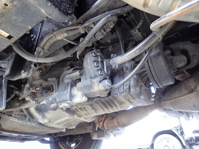 いすゞ エルフ TKG-NJR85AD(2WD)の写真18