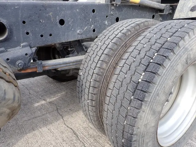 いすゞ エルフ TKG-NJR85AD(2WD)の写真19