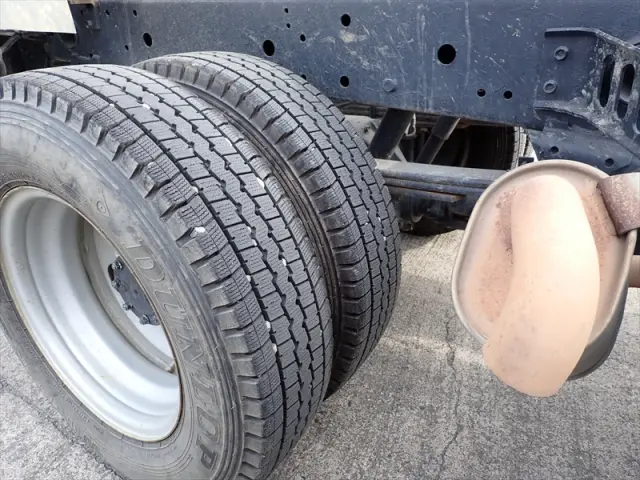 いすゞ エルフ TKG-NJR85AD(2WD)の写真21