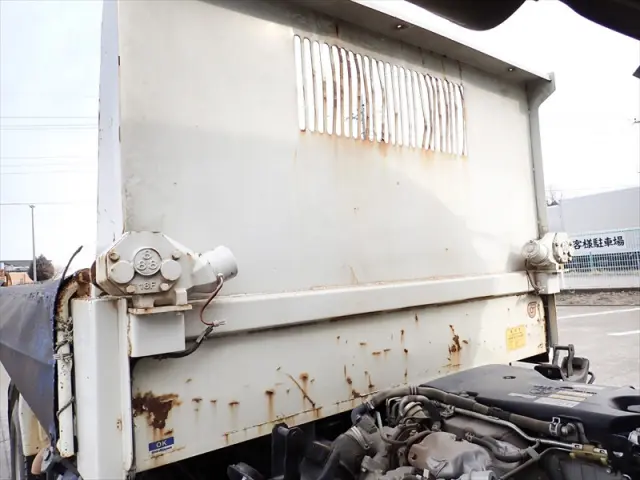 いすゞ エルフ TKG-NJR85AD(2WD)の写真34