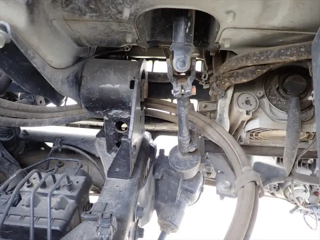 いすゞ エルフ TKG-NJR85AD(2WD)の写真35