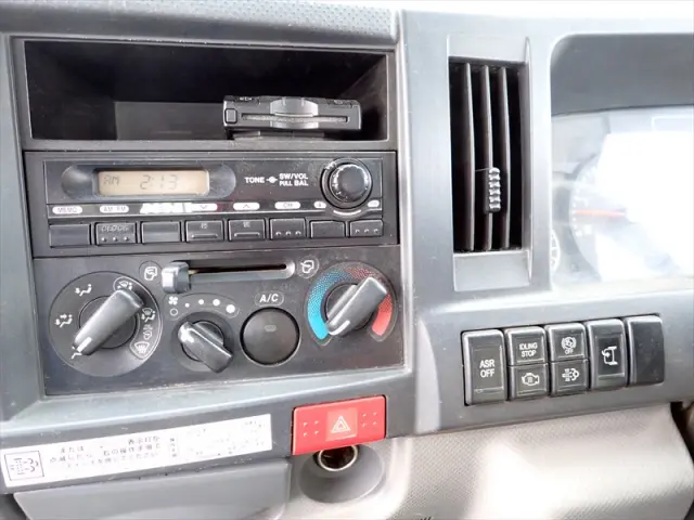 いすゞ エルフ TKG-NJR85AD(2WD)の写真42