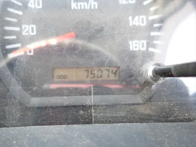 いすゞ エルフ TKG-NJR85AD(2WD)の写真45