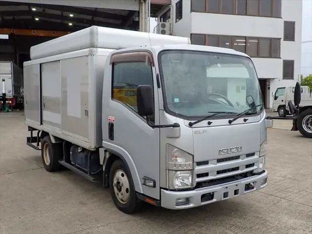 いすゞ エルフ TKG-NMR85Nの写真3