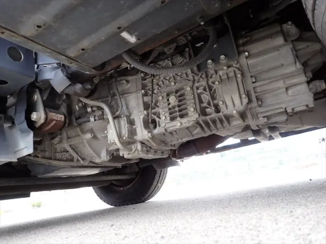 いすゞ エルフ TKG-NMR85Nの写真13