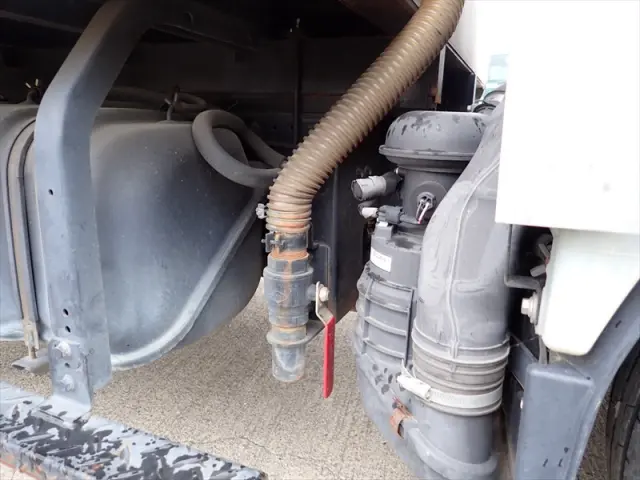 いすゞ エルフ TKG-NMR85Nの写真17