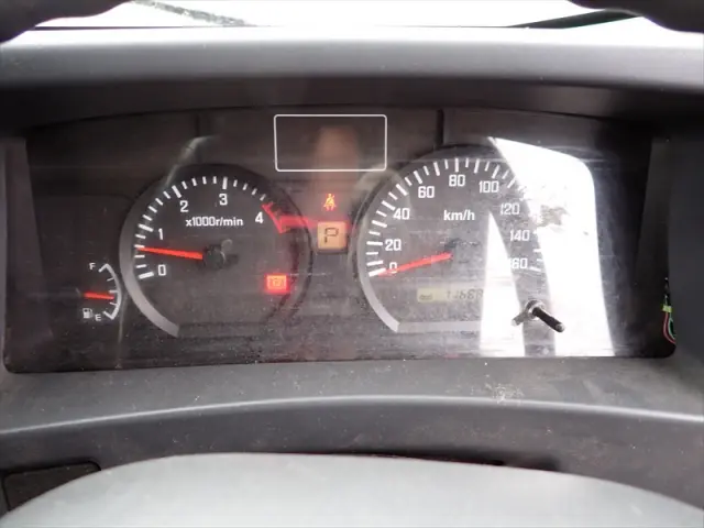 いすゞ エルフ TKG-NMR85Nの写真21