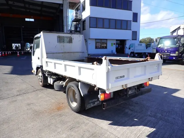 いすゞ エルフ SKG-NJR85AN(2WD)の写真4