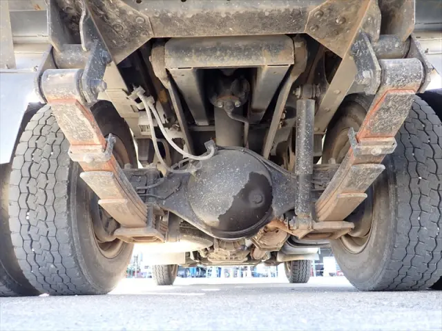 いすゞ エルフ SKG-NJR85AN(2WD)の写真17