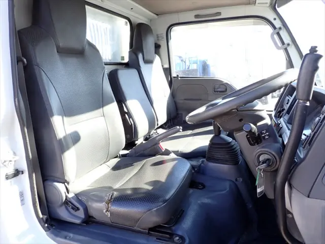 いすゞ エルフ SKG-NJR85AN(2WD)の写真23