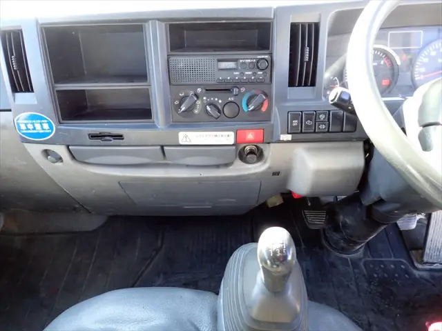 いすゞ エルフ SKG-NJR85AN(2WD)の写真25