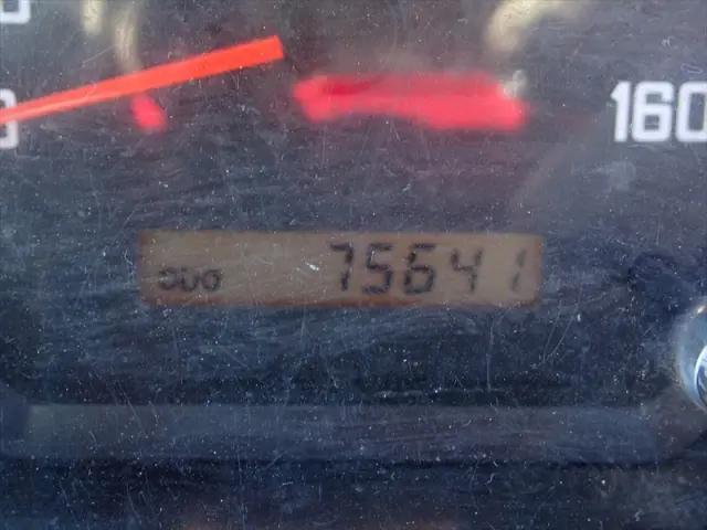 いすゞ エルフ SKG-NJR85AN(2WD)の写真28