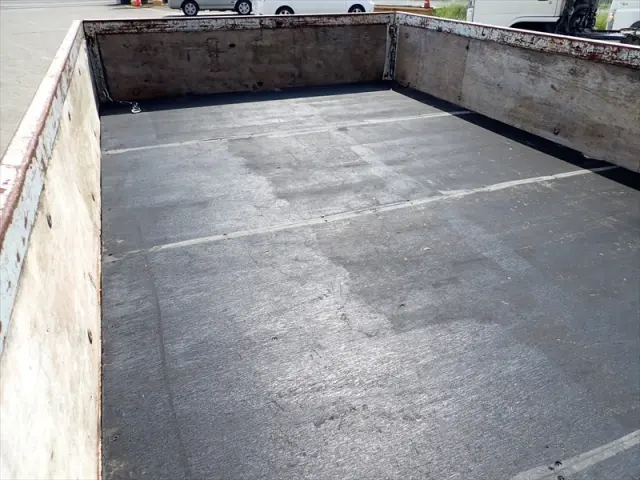 いすゞ エルフ TPG-NJR85A(2WD)の写真7