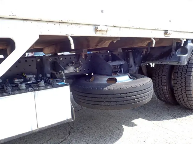 いすゞ エルフ TPG-NJR85A(2WD)の写真9