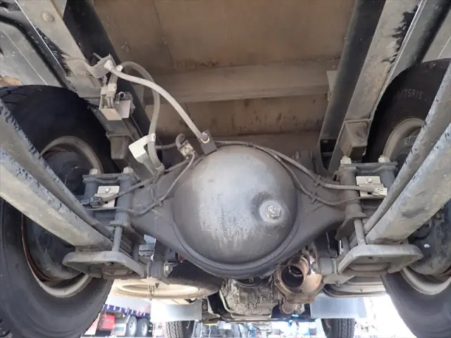 いすゞ エルフ TPG-NJR85A(2WD)の写真11