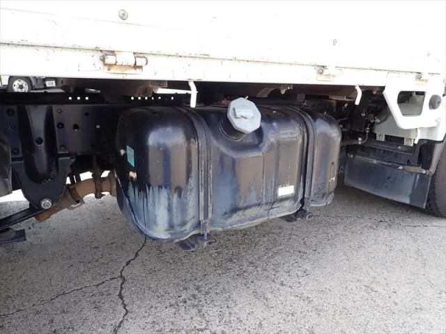 いすゞ エルフ TPG-NJR85A(2WD)の写真15