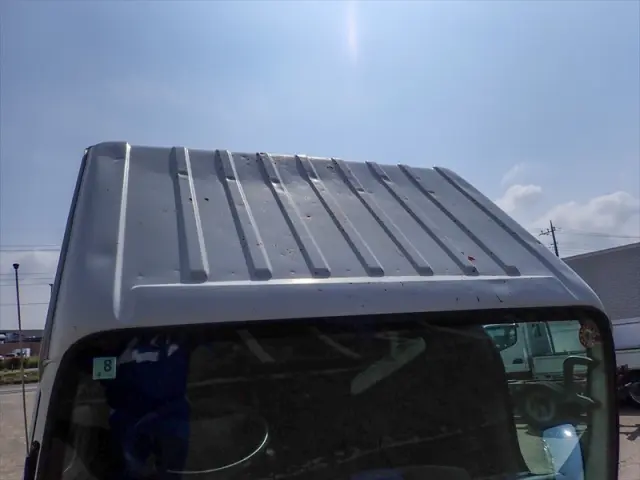 いすゞ エルフ TPG-NJR85A(2WD)の写真27