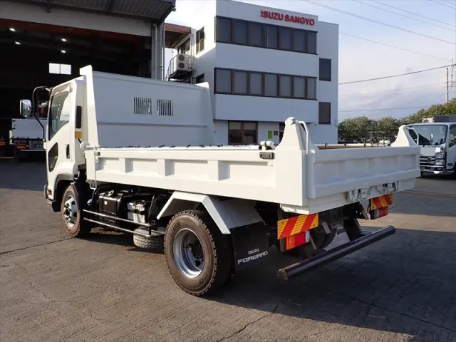 いすゞ フォワード 2PG-FRR90S1(2WD)の写真4