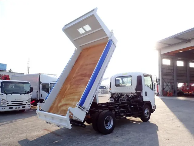 いすゞ フォワード 2PG-FRR90S1(2WD)の写真7