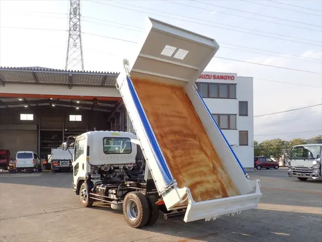 いすゞ フォワード 2PG-FRR90S1(2WD)の写真9