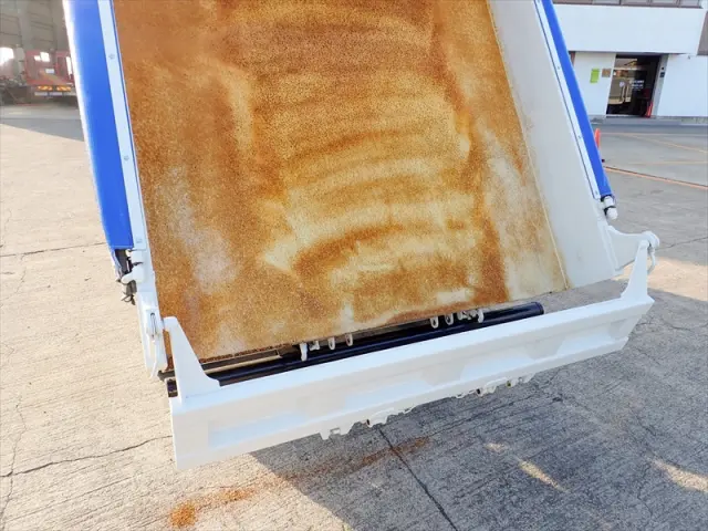 いすゞ フォワード 2PG-FRR90S1(2WD)の写真11