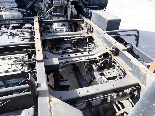 いすゞ フォワード 2PG-FRR90S1(2WD)の写真13