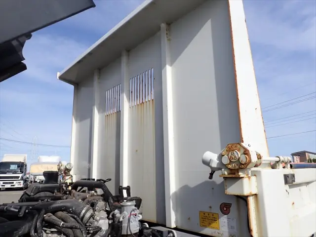 いすゞ フォワード 2PG-FRR90S1(2WD)の写真25